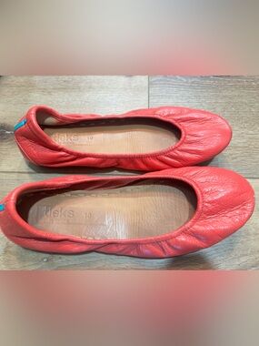 Tieks poppy Sz 10 Leather Ballet Flats